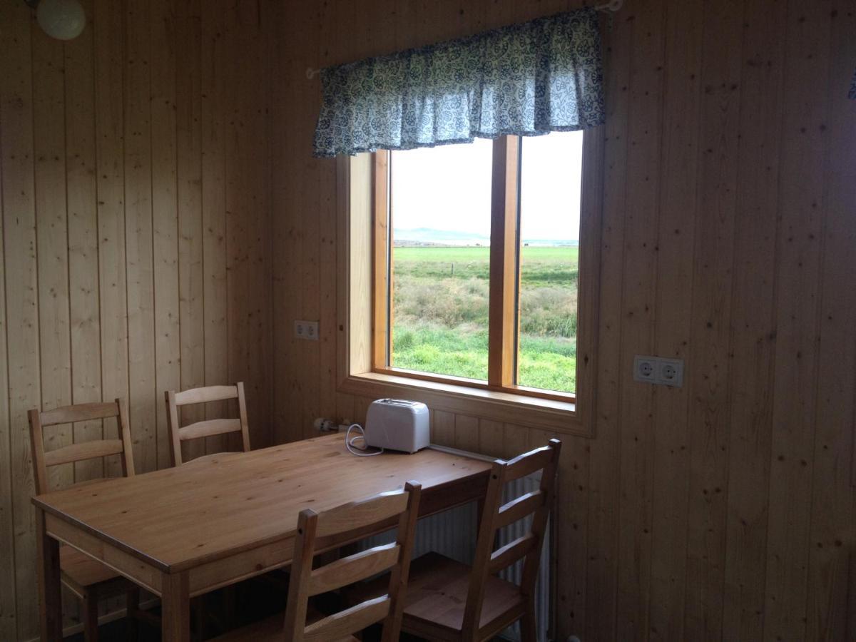 1 At Lundar Farm *
